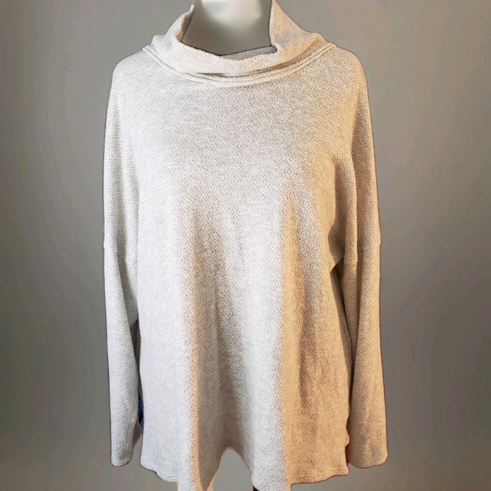 Andree by Unit Women's Sweater Large Cowl Neck Tunic Gray Soft Boho Lagenlook